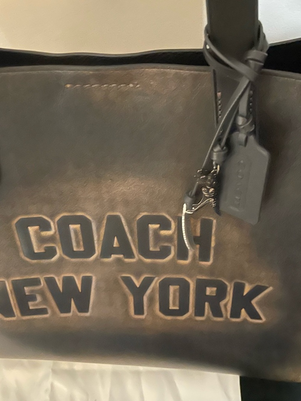 Unisex Coach Loved Leather Relay 34 Tote RARE! - Picture 7 of 7